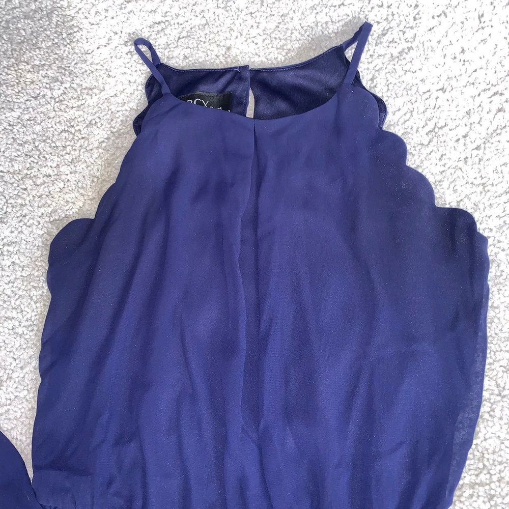 BCX Scalloped Sleeveless Dress with Sash - Picture 3 of 6